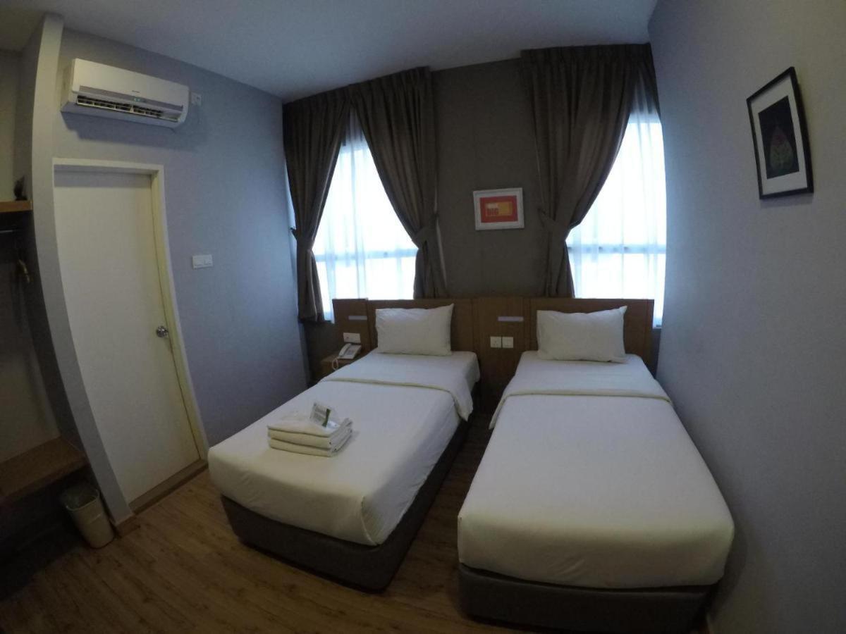 Golden Leaf Boutique Hotel Nusa Idaman Formerly Known As Ariana Hotel Johor Bahru Exteriör bild