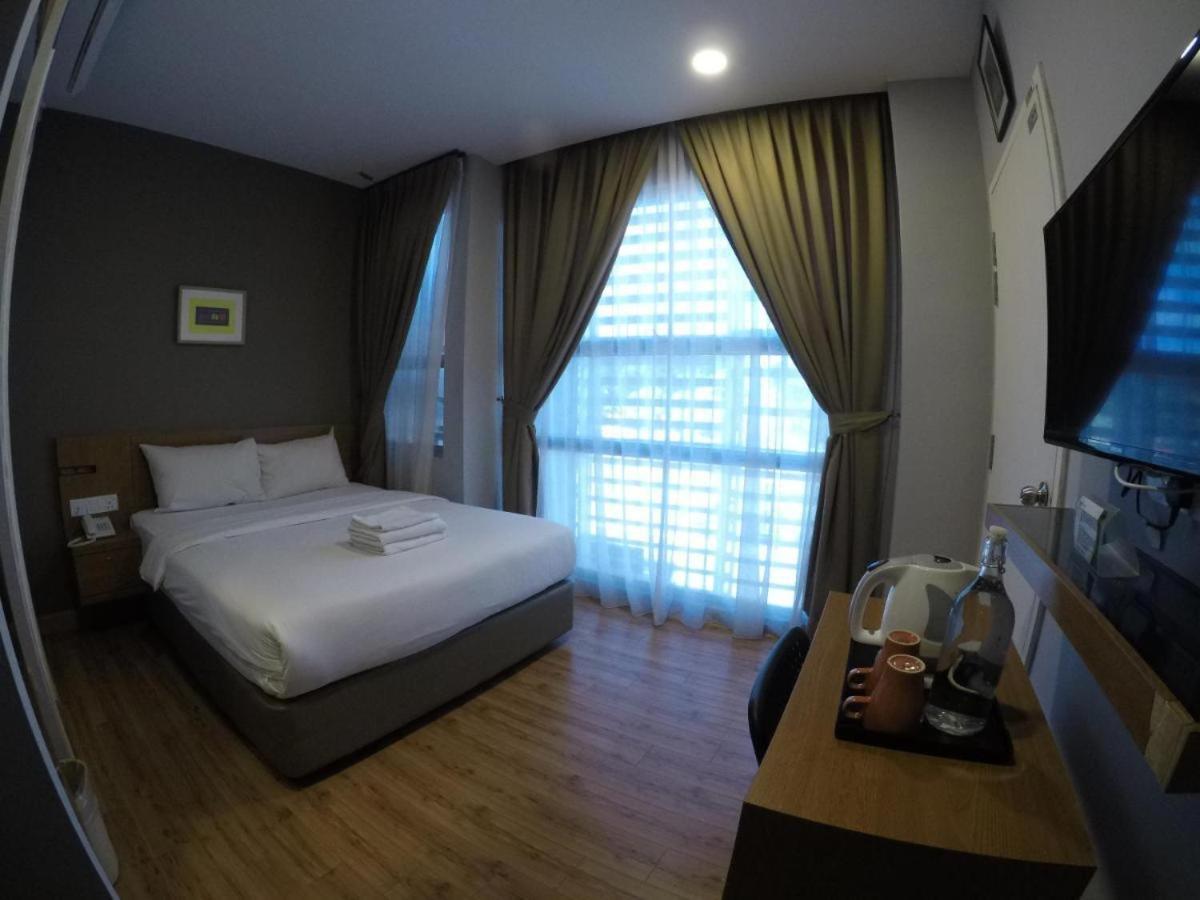 Golden Leaf Boutique Hotel Nusa Idaman Formerly Known As Ariana Hotel Johor Bahru Exteriör bild
