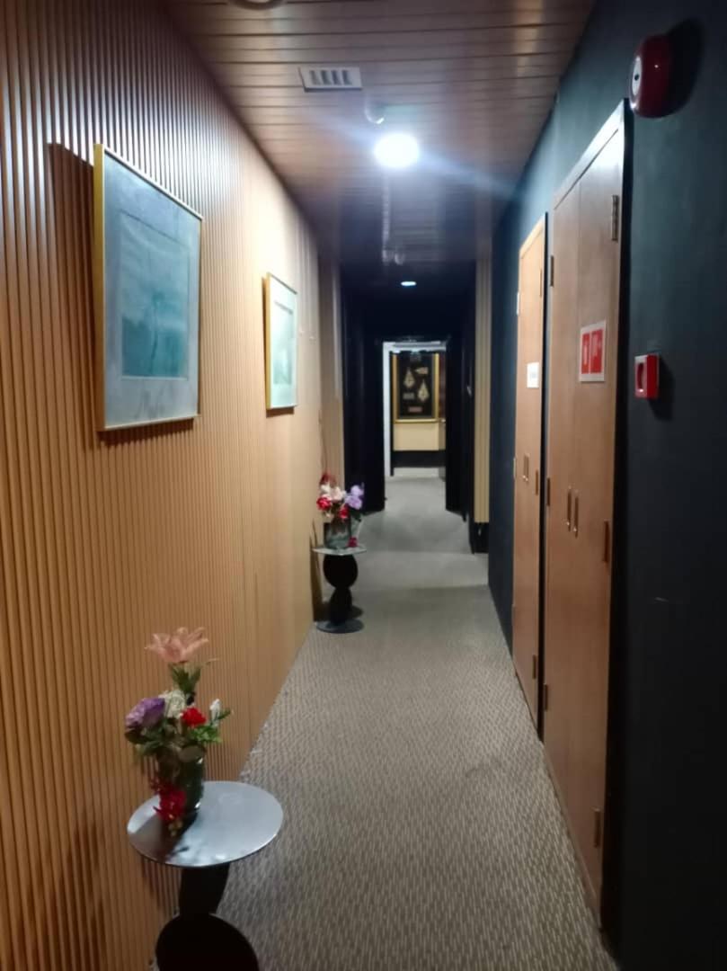 Golden Leaf Boutique Hotel Nusa Idaman Formerly Known As Ariana Hotel Johor Bahru Exteriör bild